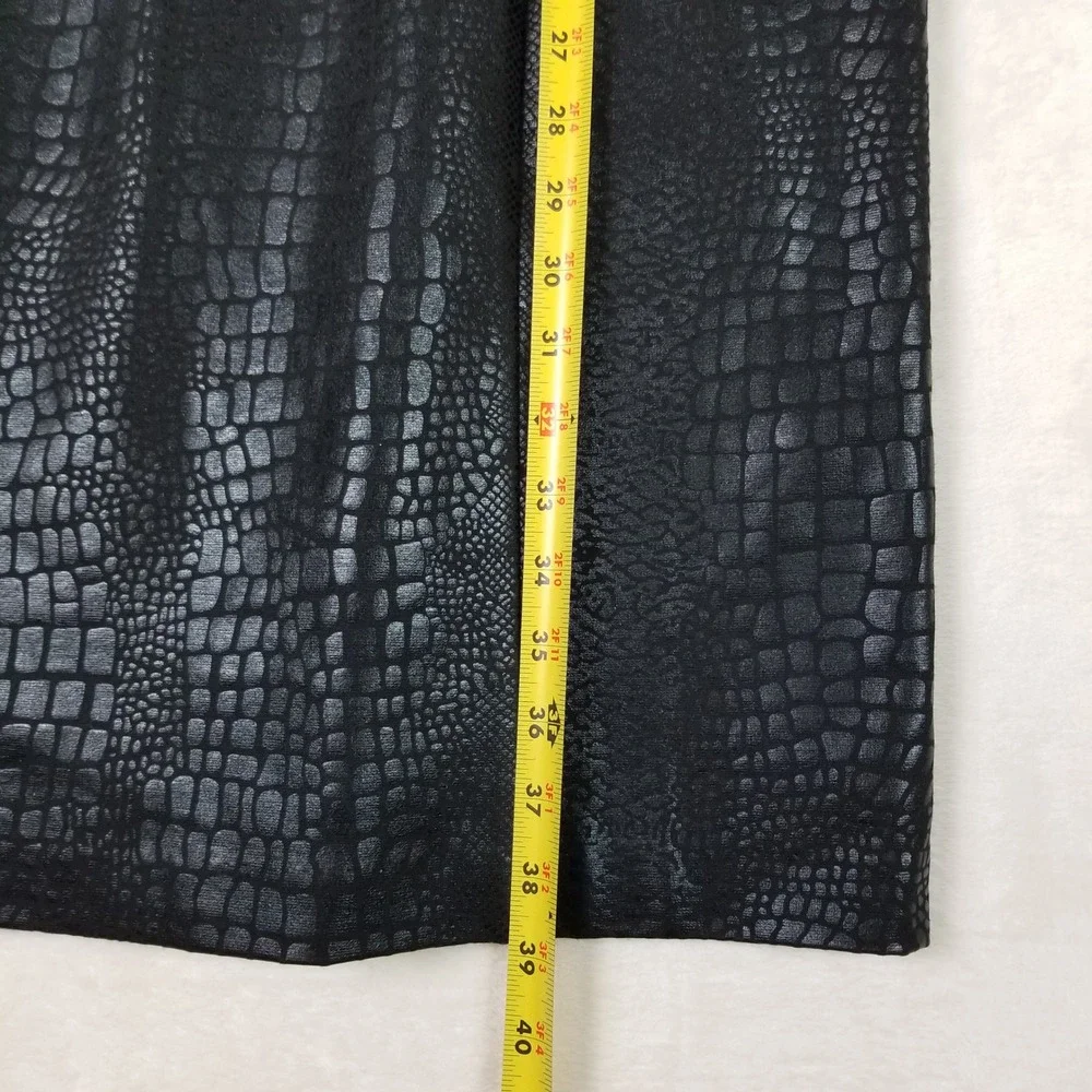 Chico's Jackie Dress Women 1 Black Embossed Crocodile Ponte Sheath Sleeveless